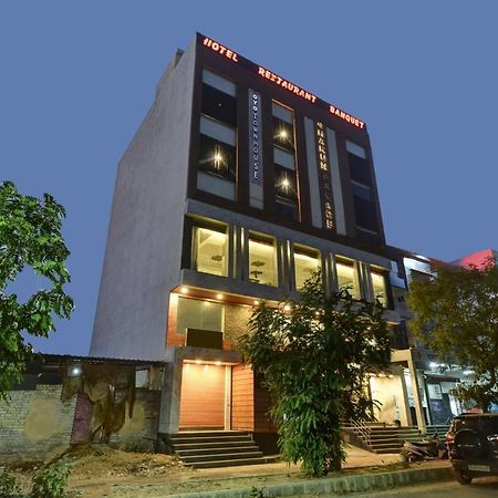 קוטה Hotel Shakun Palace מראה חיצוני תמונה